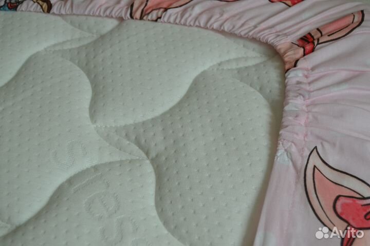Постельное в детскую кроватку 120/60