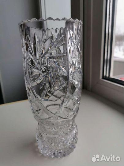 Ваза хрустальная