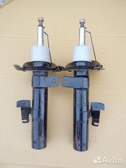 Форд Фокус 2 амортизатор передний новый оригинал