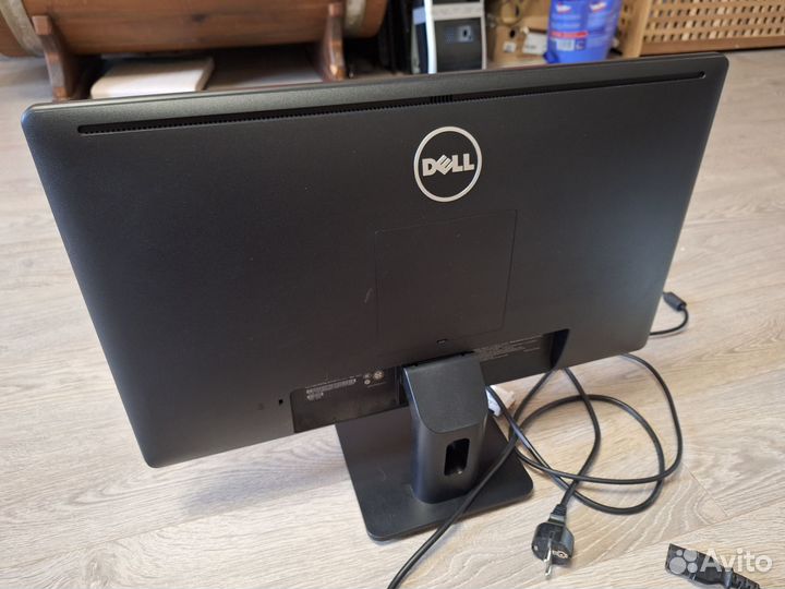 Монитор Dell 23