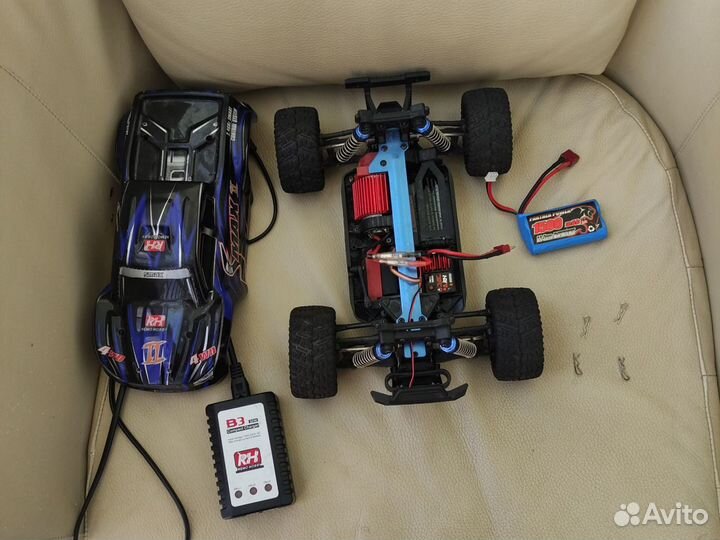 Машина на радиоуправлении Remo Hobby smax upgrade