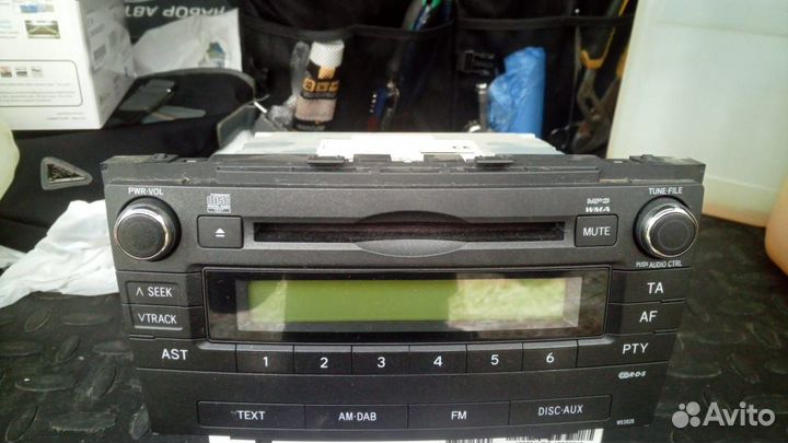 Магнитола Toyota Avensis lll