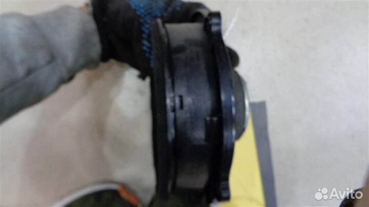 Динамик задний Land Rover Discovery 3 2004-2009