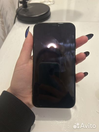 iPhone Xr, 128 ГБ