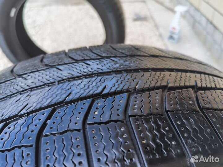 Michelin Latitude X-Ice 235/55 R19