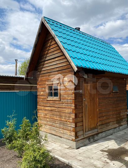 Дом 40 м² на участке 3 сот.