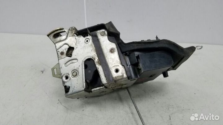 Замок двери передний левый Bmw 5 E39 M52B20TU 2.0Л