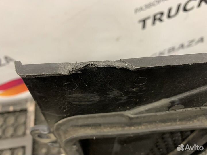 Решетка в капот Man TGS, Man TGX