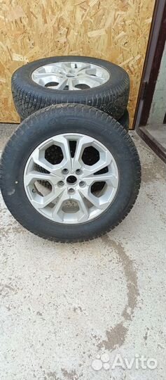 Комплект дисков R17 с зимней шипованной резиной