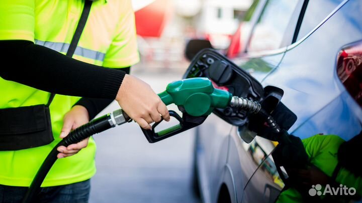 Заправщик АЗС