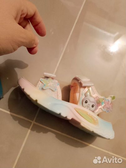 Сандалии для девочки