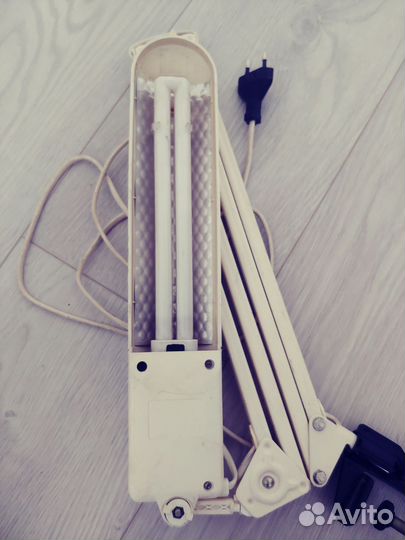 Лампа настольная