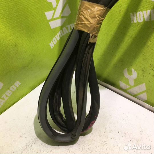 Уплотнитель двери Шевроле Авео Т200 03-08