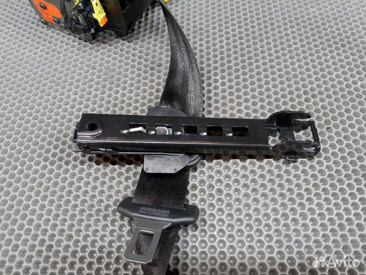 Ремень безопасности п / п черный Audi Q5 08-17