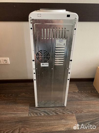 Куллер для воды напольный / AquaWork