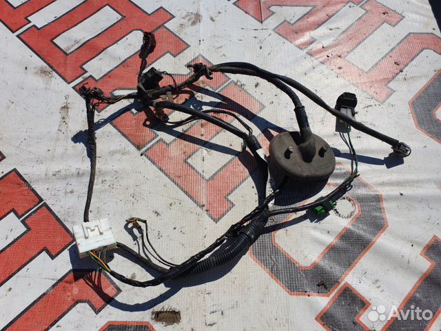 Жгут проводов подкапотный правый Mitsubishi Lancer