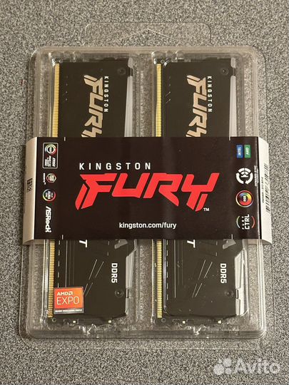 Память Kingston DDR5 16 Gb RGB новые