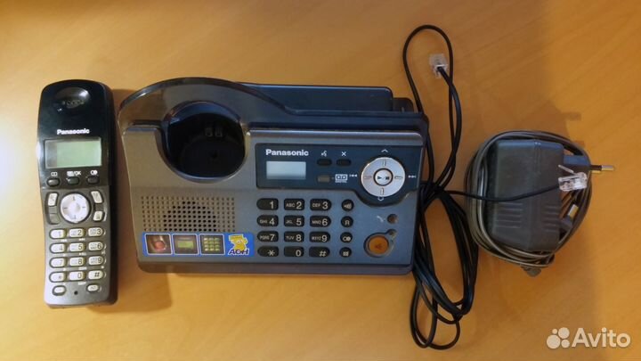 Радиотелефон Panasonic KX-TCD245RUT c аон и ао
