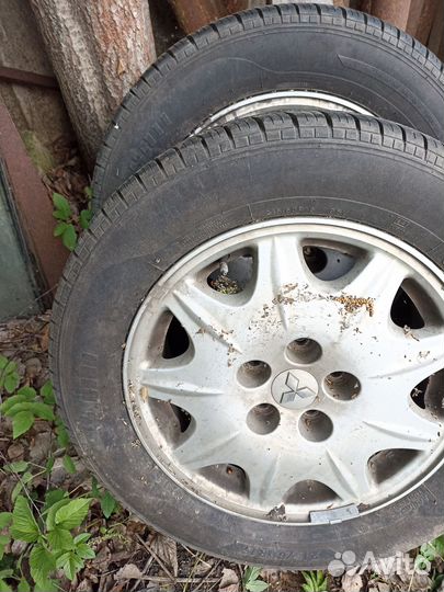 Jinyu Winter JW-51 215/60 R16