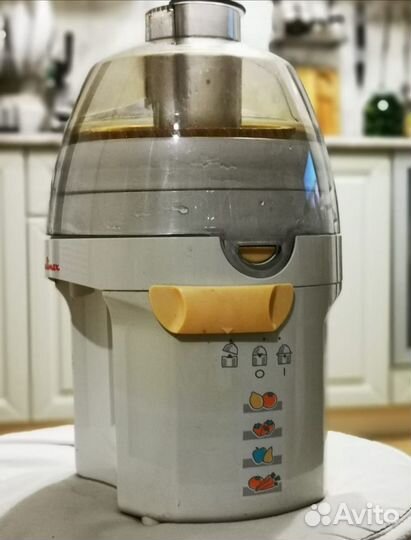 Соковыжималка Moulinex y36