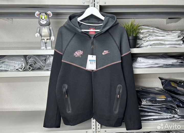 Кофта Nike Tech Fleece Syna (тренд 2025)