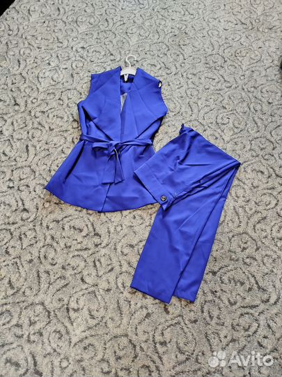 Брючный костюм женский 46 48