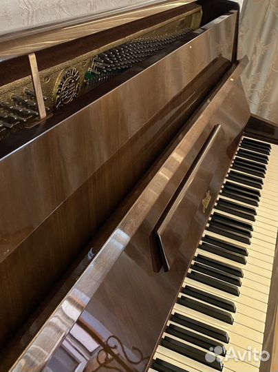 Пианино Rosler концерн Petrof