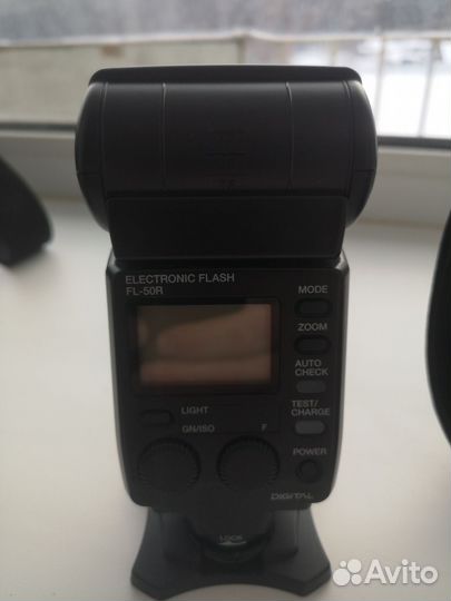 Зеркальный фотоаппарат Olimpus e 400