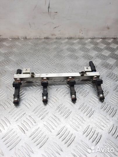 Топливная рампа Opel Astra хэтчбэк 3 дв. 1.4