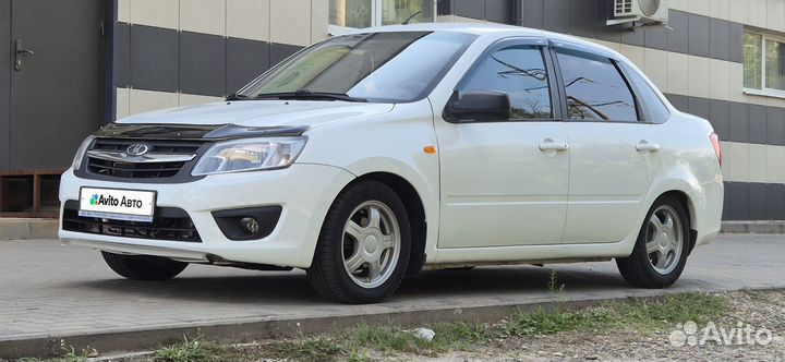 LADA Granta 1.6 МТ, 2015, 111 111 км