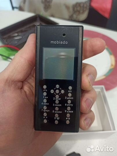 Mobiado Professional EM LE