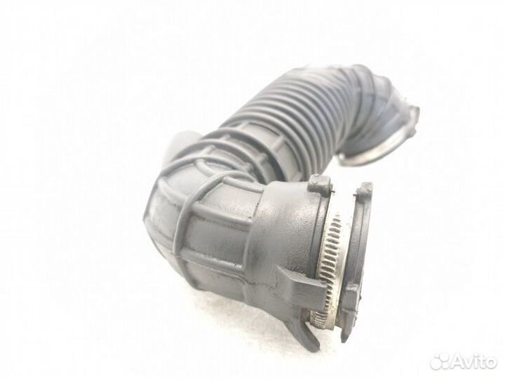 Патрубок воздушного фильтра Audi Q5 8R 2.0 caha