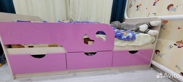 Продам кровать с матрасом