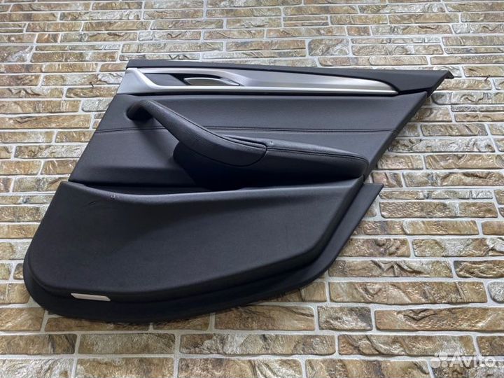 Обшивка боковой двери задняя правая Bmw 5-Series