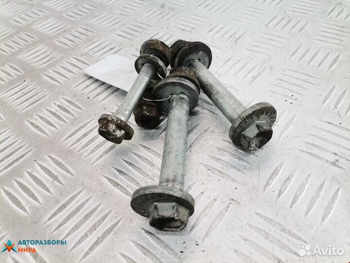 Болт BMW 7 E65/E66/E67 2004 33326779785