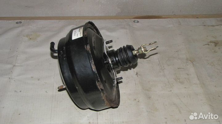 Усилитель тормозов вакуумный Митсубиси Каризма