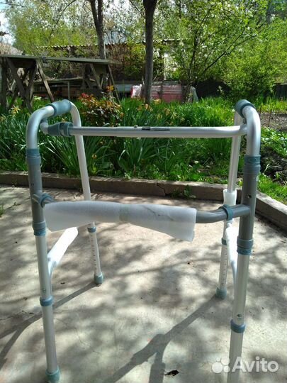 Ходунки для взрослых