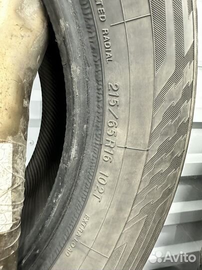 Yokohama Ice Guard Stud IG35 215/65 R16