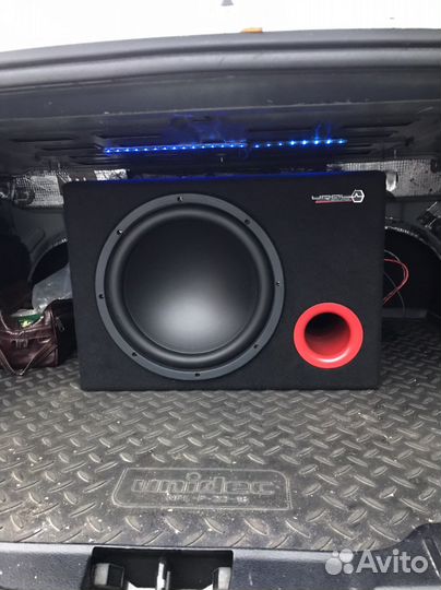 Сабвуфер активный. ural black huricane