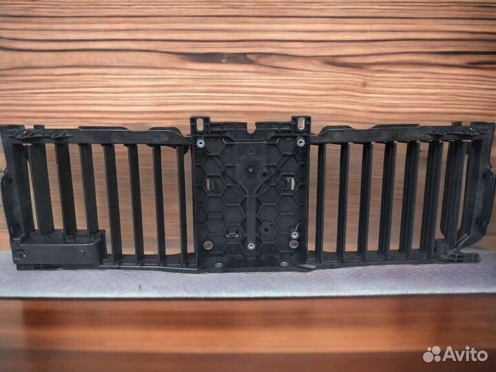 A2235005801 шторка радиатора Mercedes w223