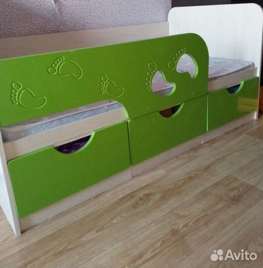 Кровать детская с матрасом