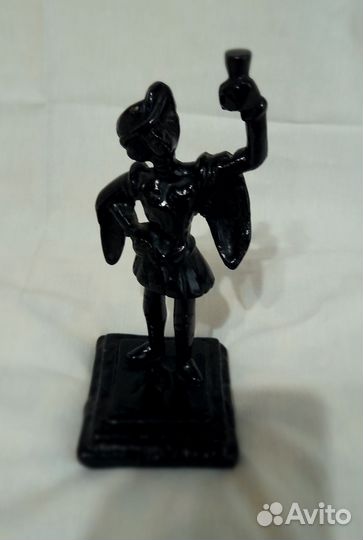 Статуэтка каслинское литье