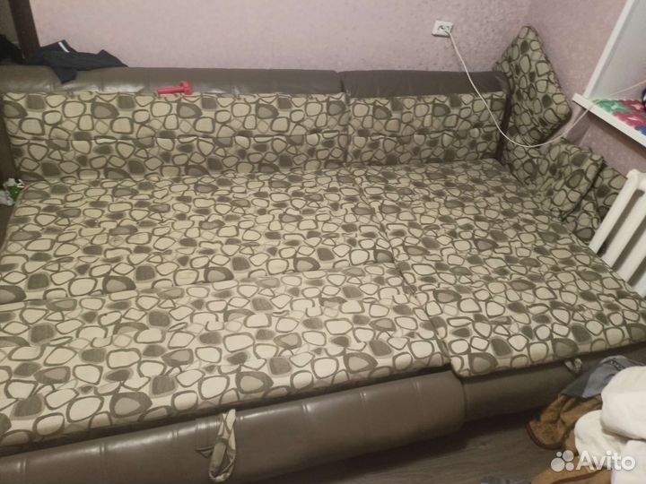 Угловой диван бу
