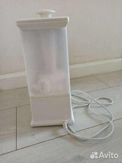 Воздухоувлажнитель Vitek VT-1760 W