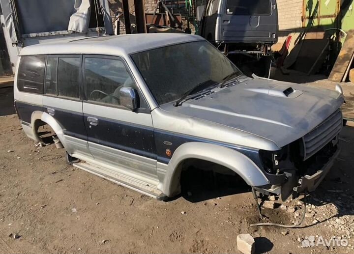Авторазбор Mitsubishi Pajero (Мицубиси Паджеро)