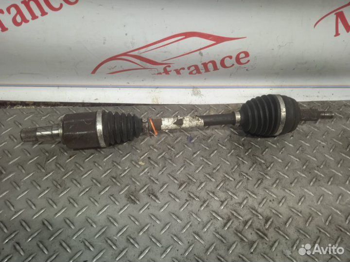 Привод передний левый Renault Megane 3 2009-2016