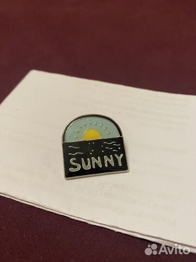 Брошь металлическая