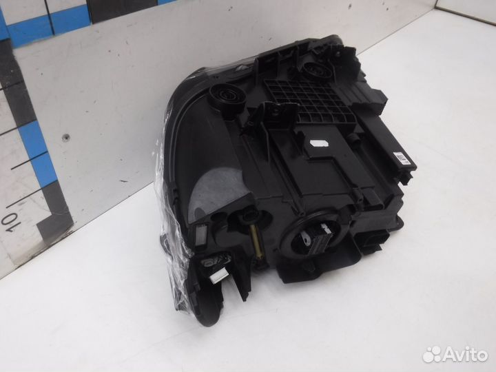 Фара правая на BMW X1