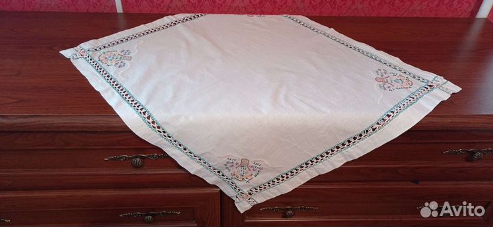 Вышивка старинная. Салфетка