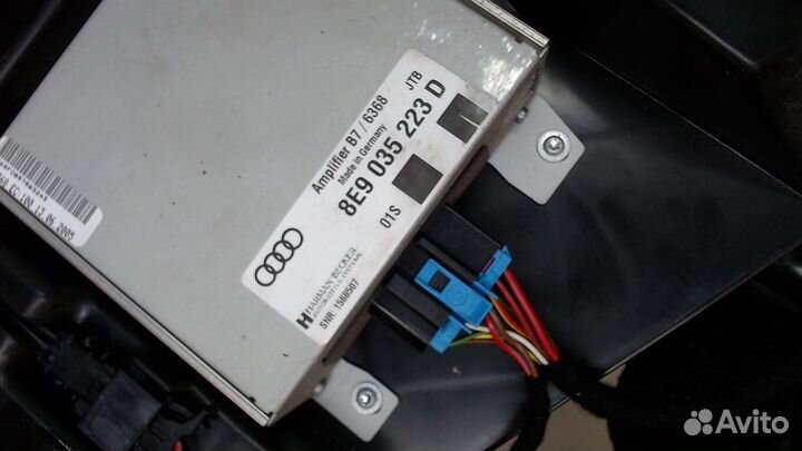 Сабвуфер Audi A4 (B7), 2006